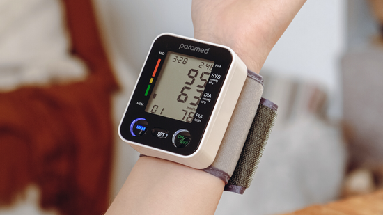 .com: PARAMED Blood Pressure Monitor Wrist Cuff - Automatic